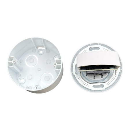 Toma de ordenador empotrada RJ45 con marco blanco brillante SURFACED